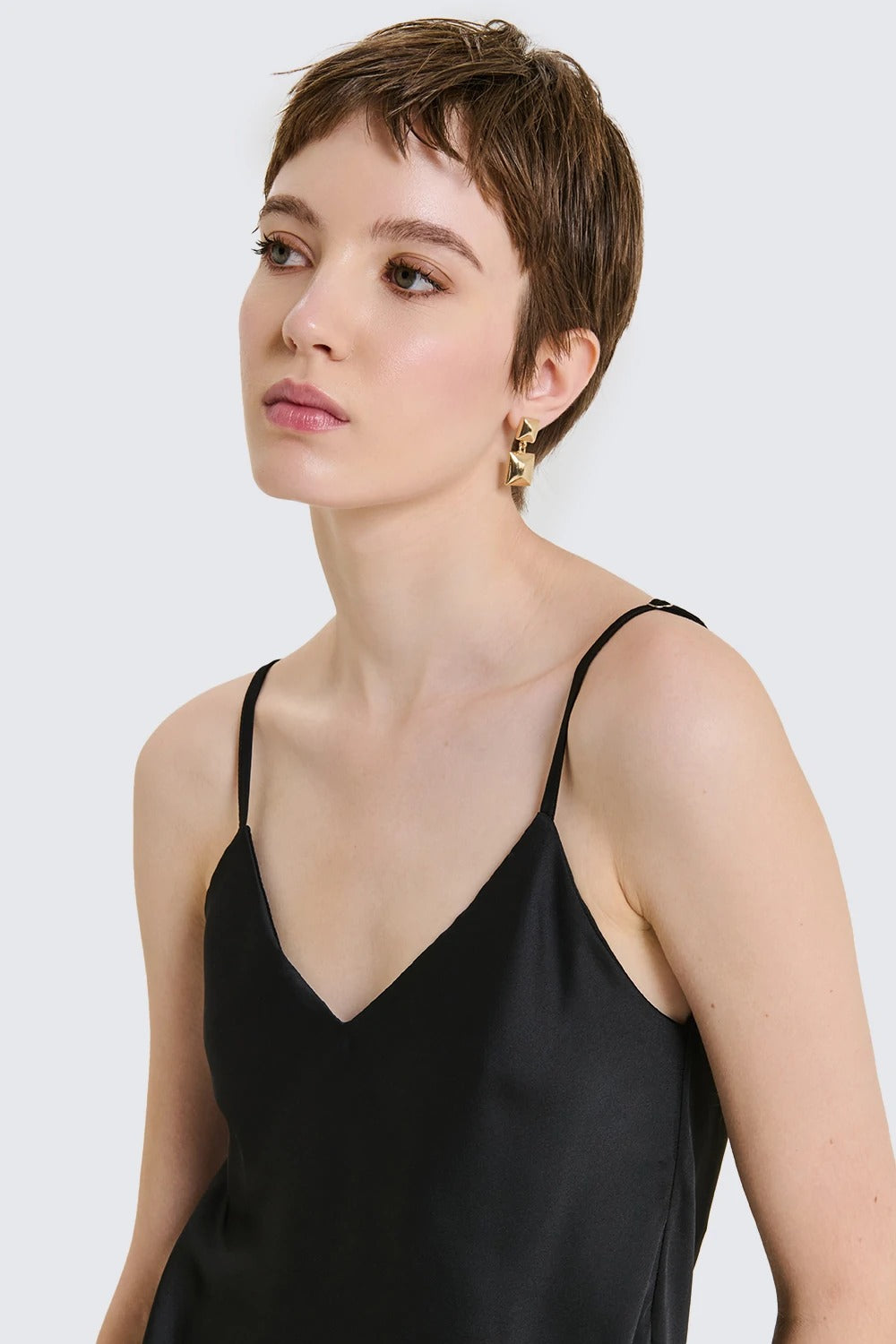 800001576034NERO_1_P