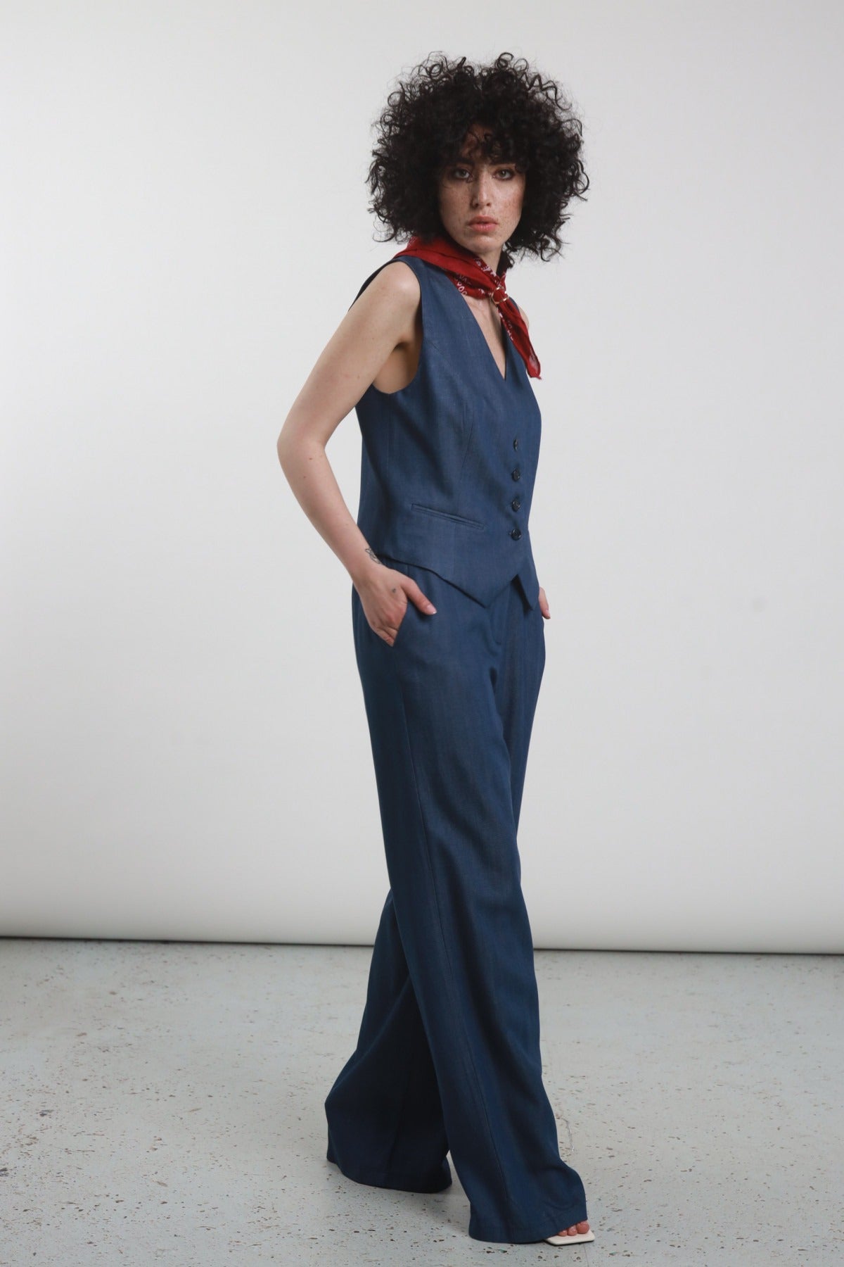 M08483JEANS_2_P