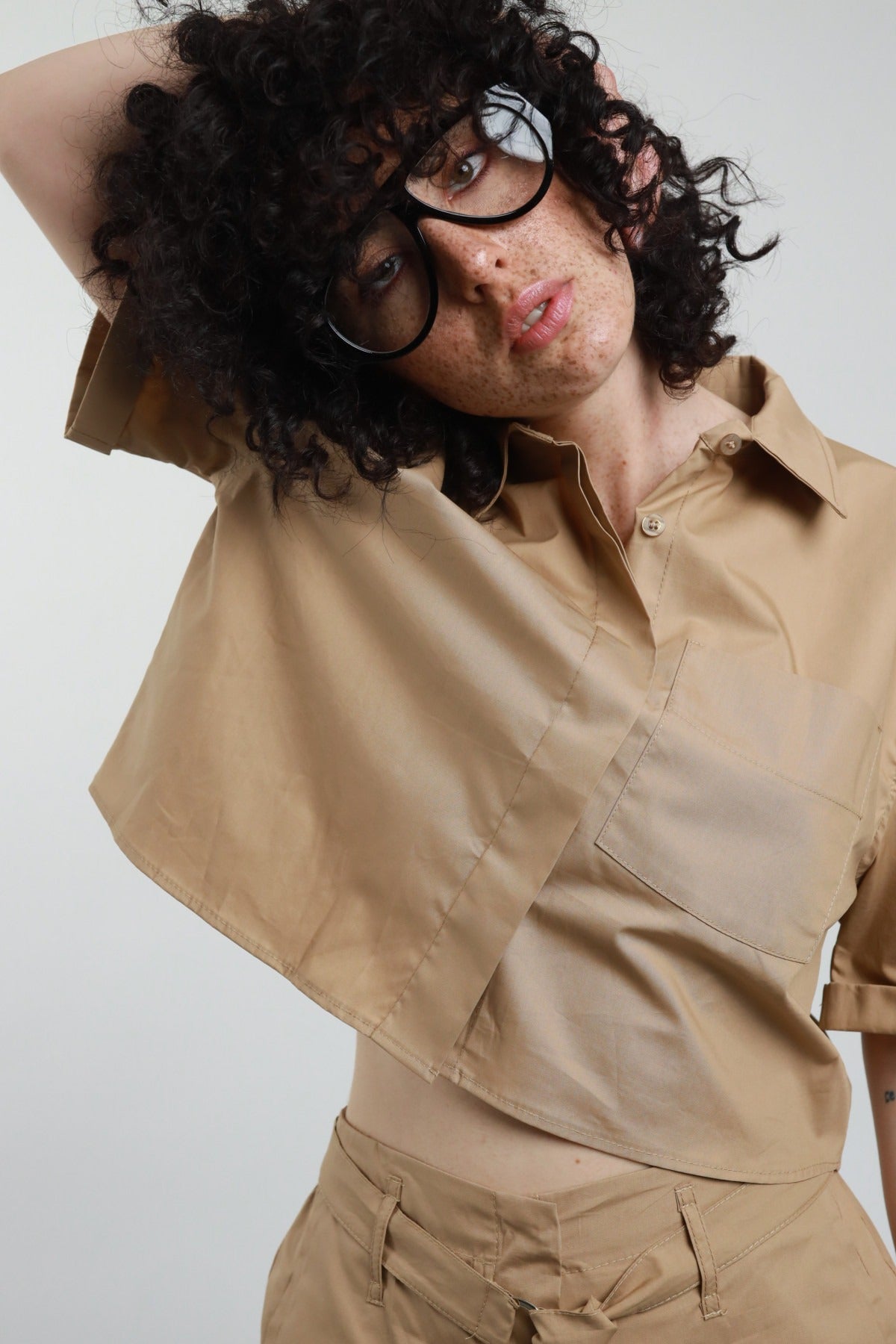 Y1032E15BEIGE