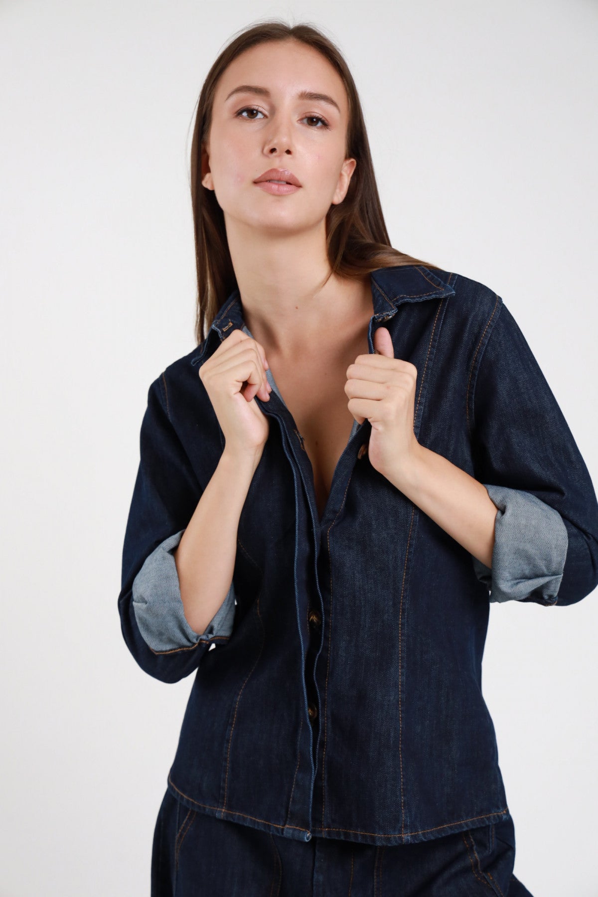 611616DENIM
