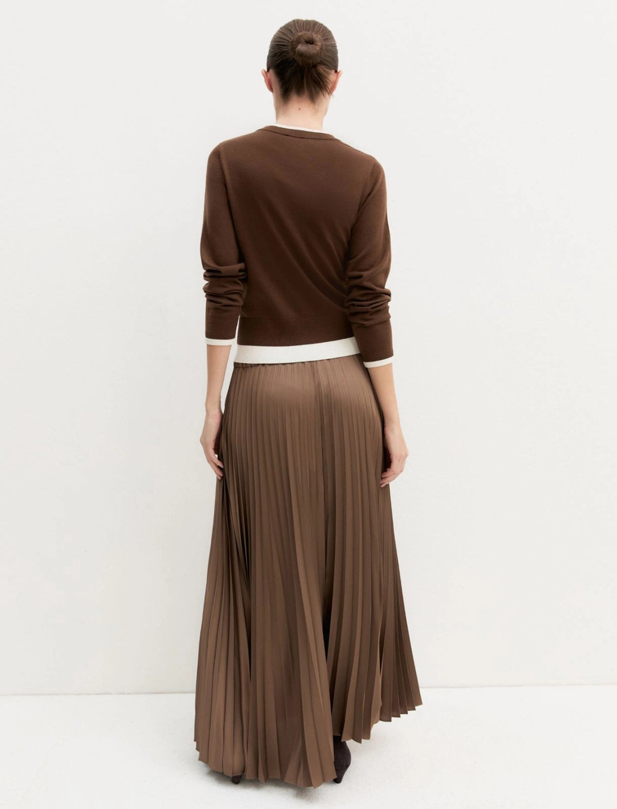 EMMASTRALE010_1_P