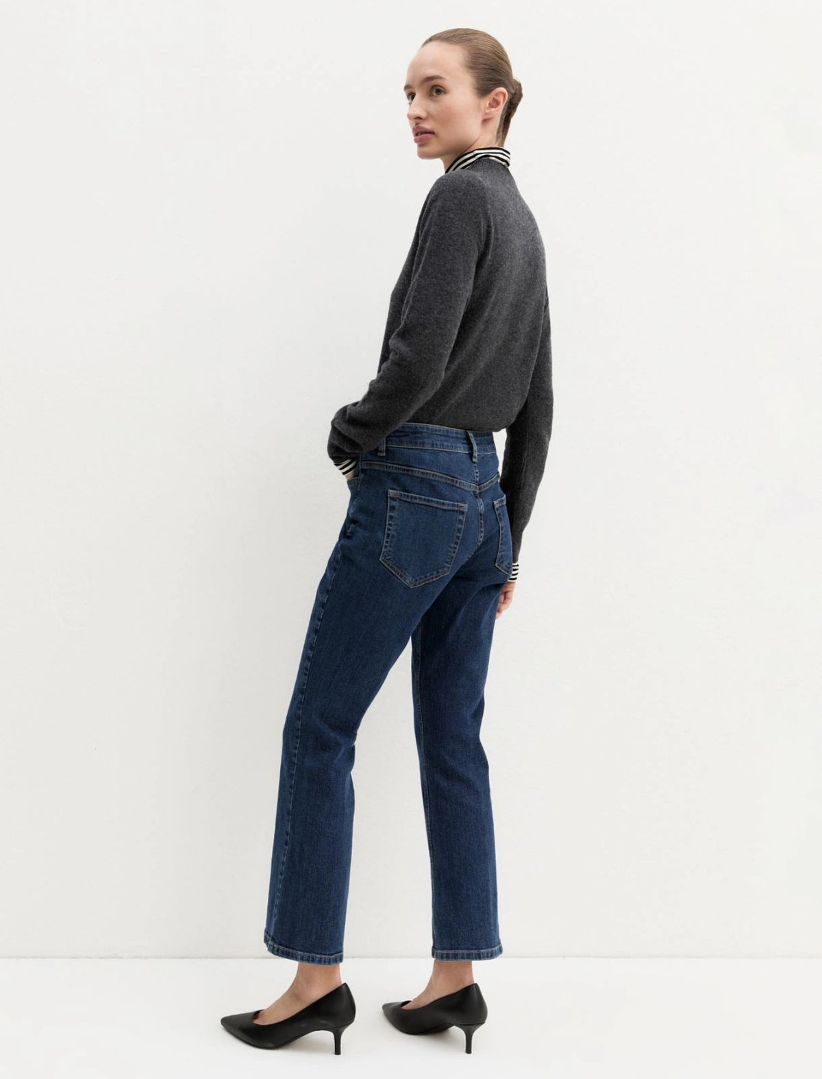 EMMSLIMFLARE001_1_P