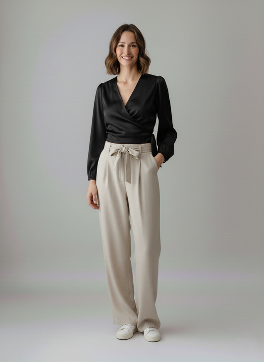 BLUSA CON SCOLLO A V COMBINATA