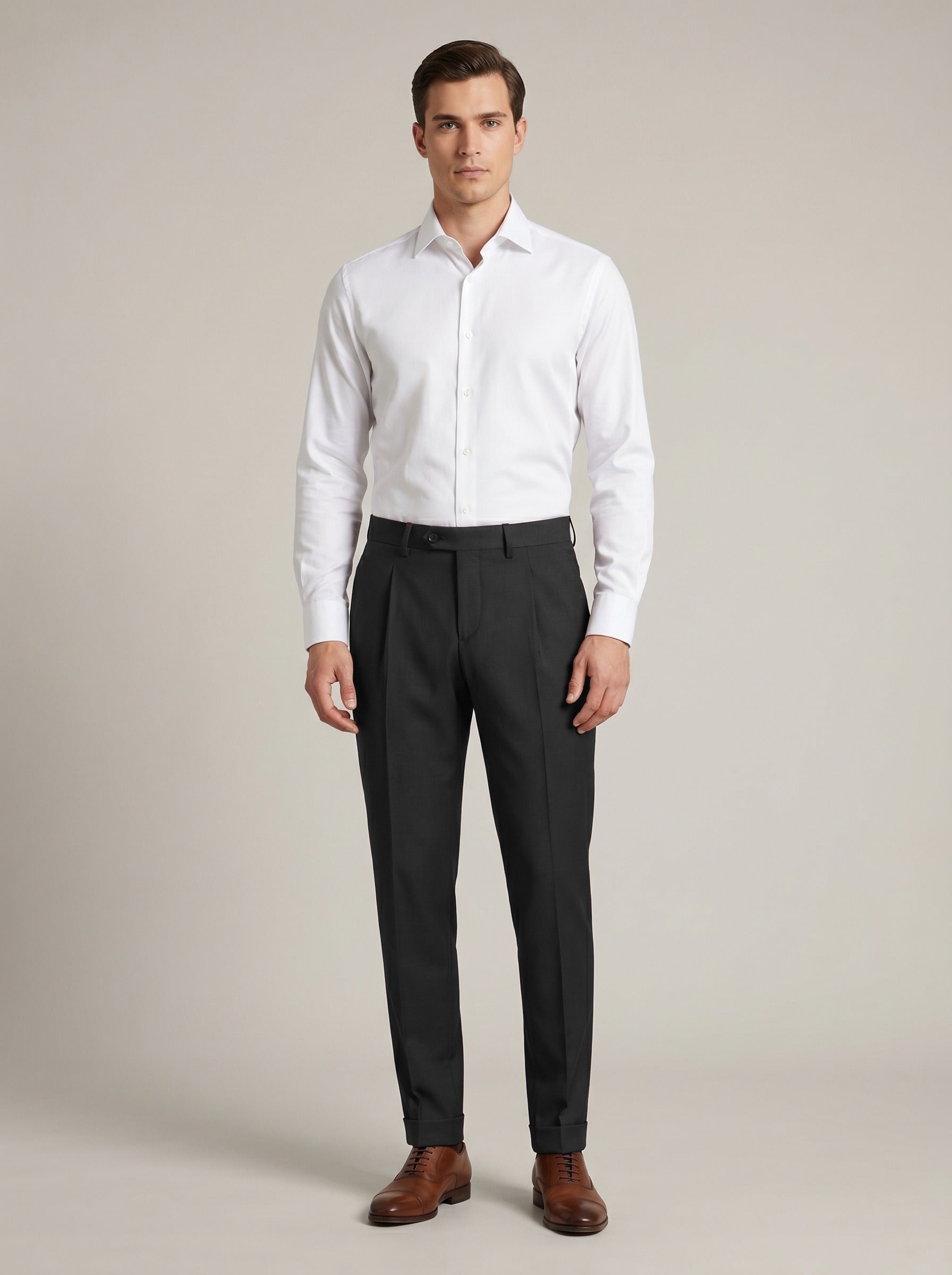 PANTALONE P()1NERO