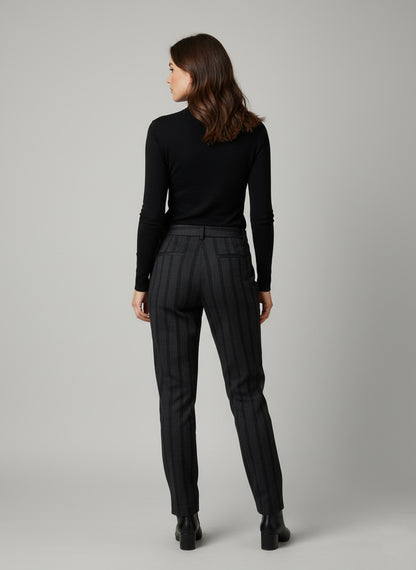 S25YBFFABIANANERO_1_P