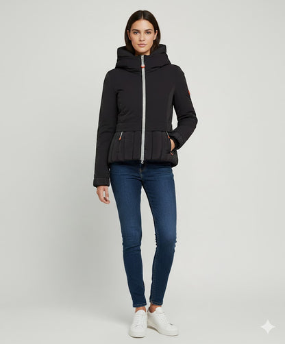 PIUMINO IN DOPPIO TESSUTO DAL FIT AVVITATO